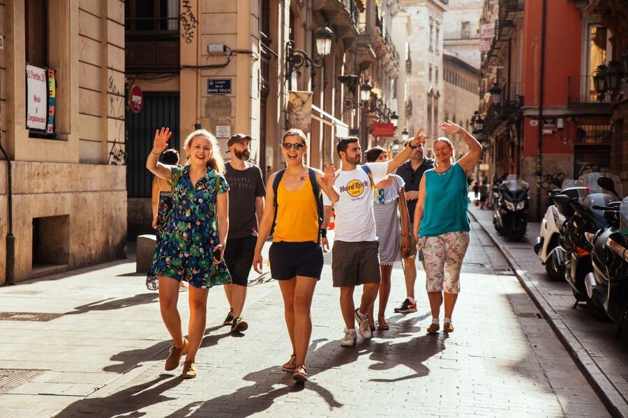 Valencia: Private Tour w/ Locals – Highlights & Hidden Gems - The Horchata Break: Tiger Nut Milk and Fartons