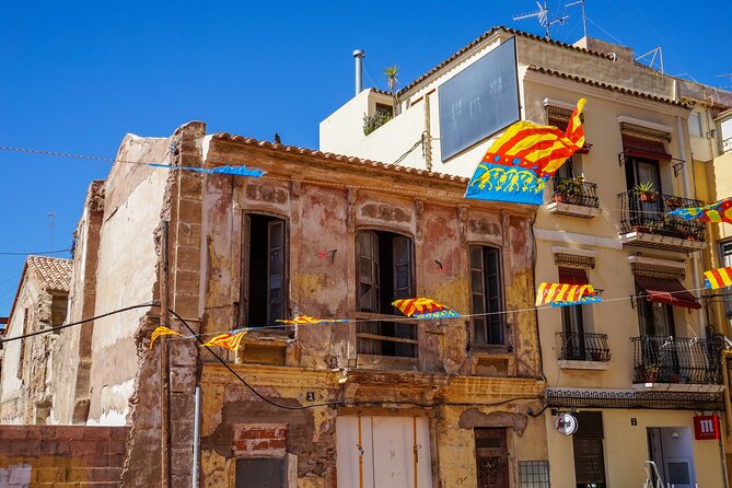 Valencia Private Walking Tour with a Local - Price and value: paying for flexibility and a private local lens