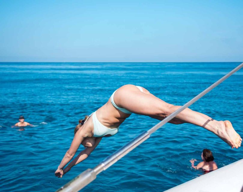 Valencia: Sailing Catamaran Cruise with Valencian Lunch - The swim stop: where you swim, and how to use that free time