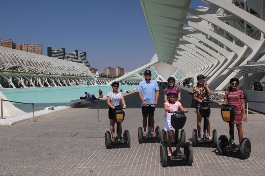 Valencia: Seaport Segway Tour - Malvarrosa Beach Finish: Sea Views and a Promenade Ending