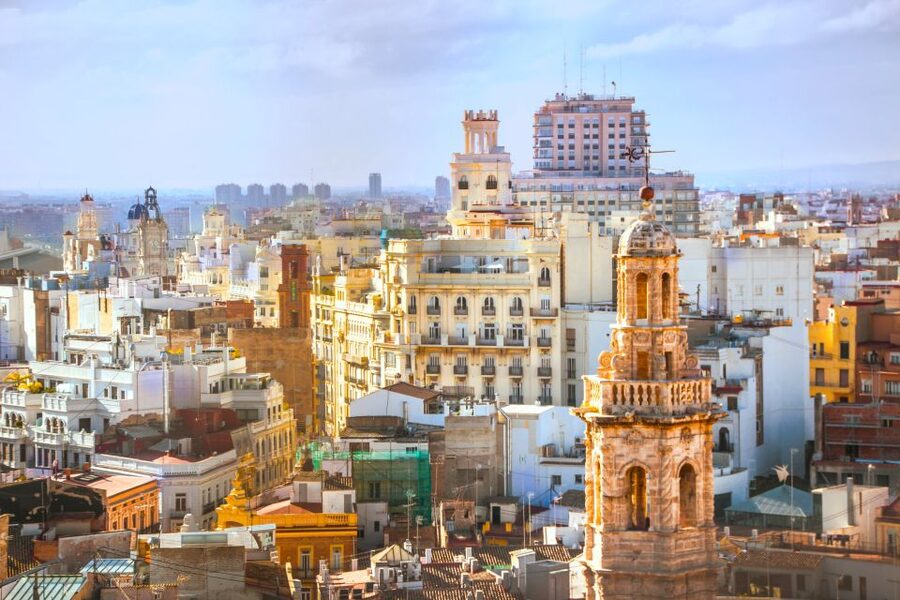 Valencia: Self-guided Audio Tour on Your Smartphone - Finding the start at Torres de Serranos, no meeting point required