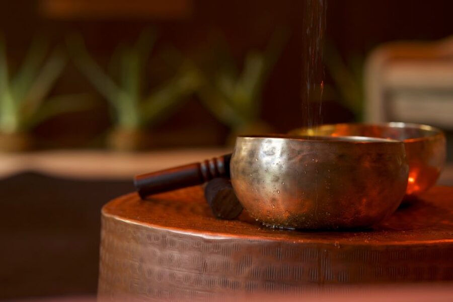 Valencia: Spa Cobre 29 Wellness Experience at Hotel Meliá - Your 1-hour hydrotherapy plan: pools, jets, jacuzzi, and copper-lit calm