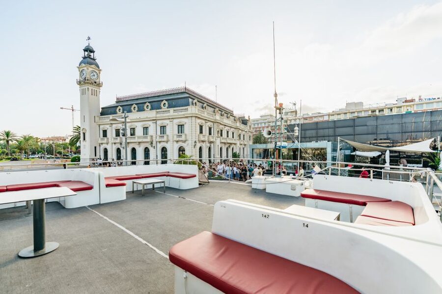 Valencia: Sunset or Daytime Catamaran Cruise with Drink - Key Points Before You Go