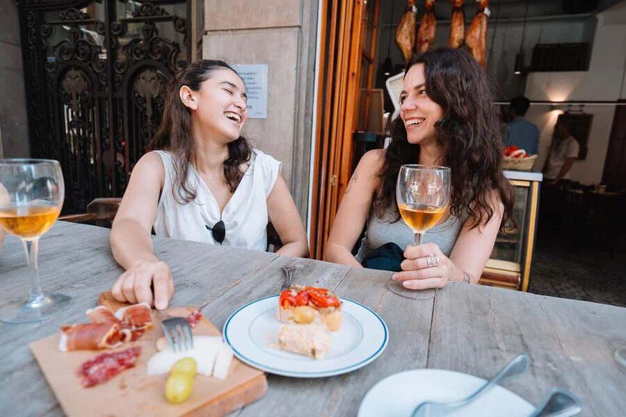 Valencia: Tapas and Drinks Evening Tour - Stop by stop: what each tasting experience is built to do