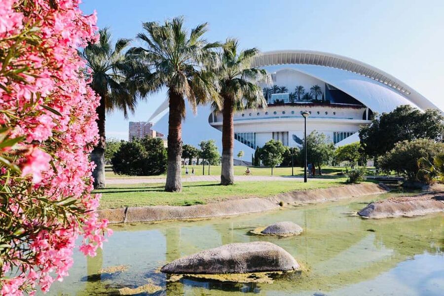 Valencia: the best 25 spots in the city by bike! - Bikes, timing, and value for $33 in 2.5 hours