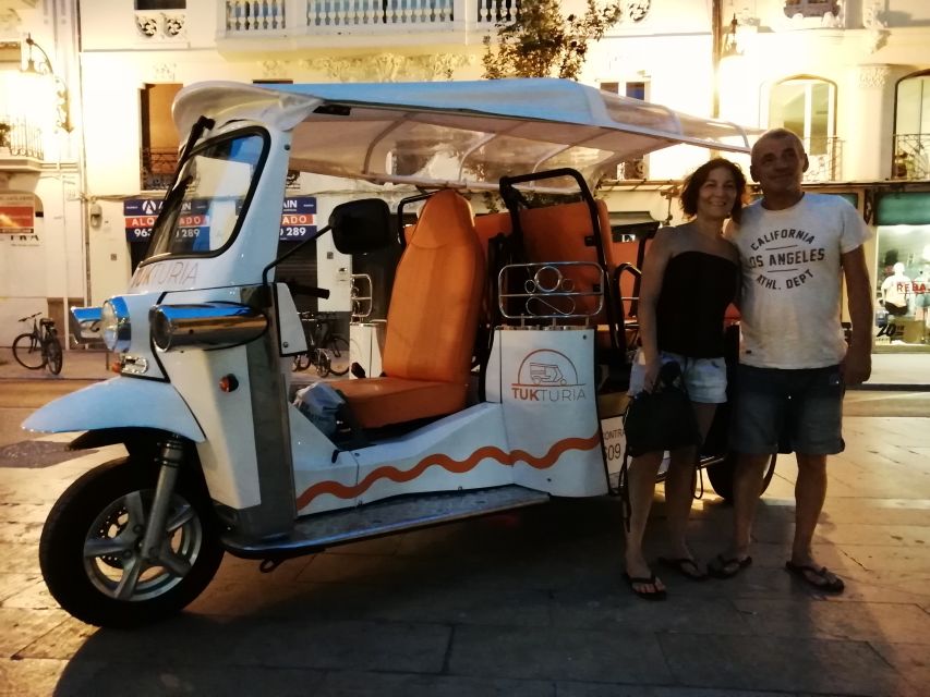 Valencia: Tuk Tuk City Tour - City of Arts and Sciences: modern Valencia with less walking