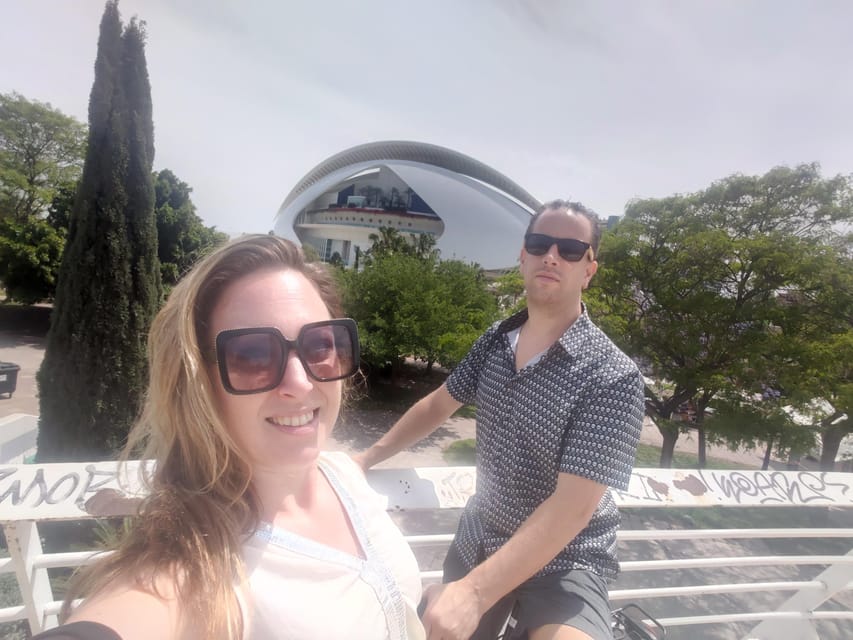 Valencia: Turia Park Guided Bike Tour - Serranos Towers gate stop: medieval defense, later prison life