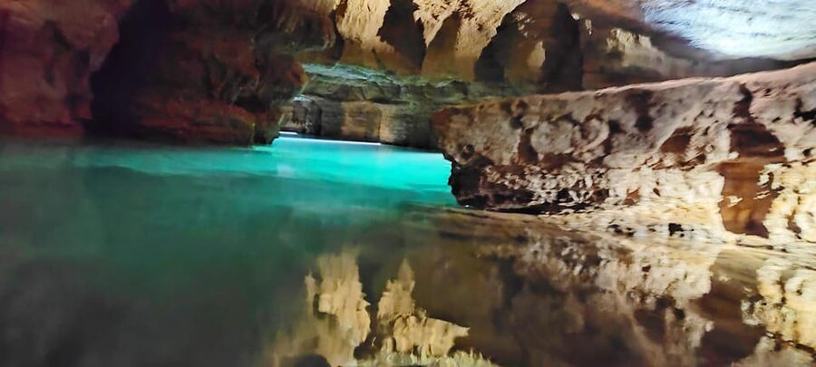 Valencia: Visit by boat to the Caves of Sant Josep - Logistics That Keep the Experience Smooth
