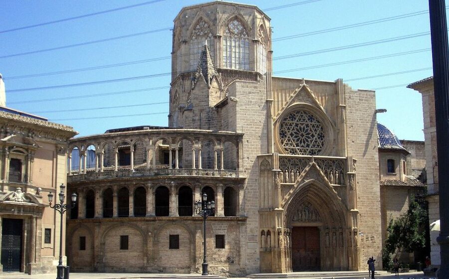 Valencia: Walking Tour of the Medieval City Center - How the 2-hour route fits Valencia without stealing your day