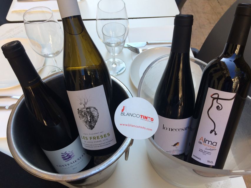 Valencia: Wine Tasting and Tapas Experience - The tasting format: 4 glasses of wine and 5 tapas to share