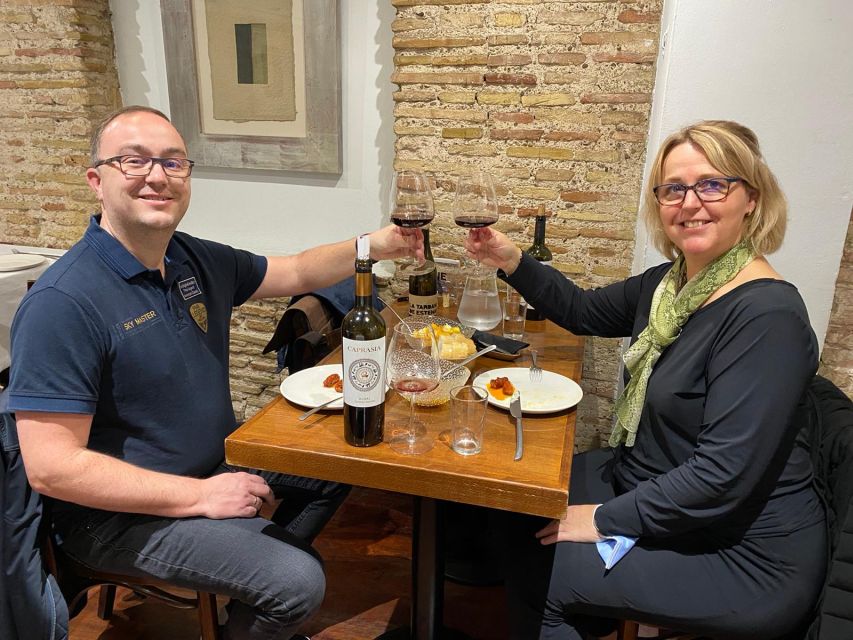 Valencia: Wine Tasting and Tapas Experience - Food and value: what the tapas add to the price