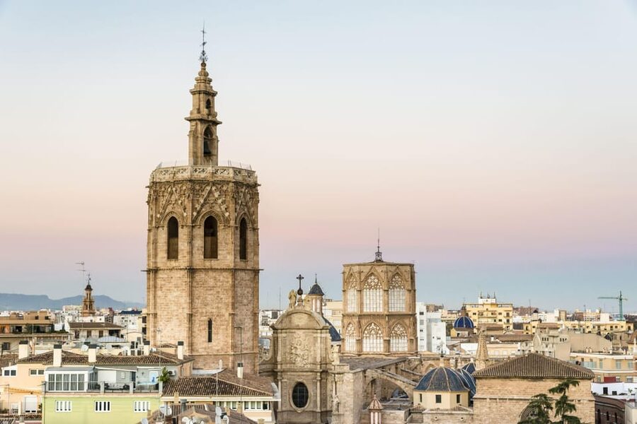 Walking Tour through Valencia's Historic Centre - How long should you book it, and when is the best time?
