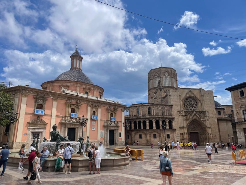 Zoom Through Valencia: Top 25 Hotspots on E-Scooters - What Makes This Valencia E-Scooter Tour Worth Your Time